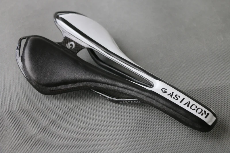 ASIACOM 3k Carbon + Leather Road Bicycle Saddle Cycling Front Seat Cushion MTB Saddle Bicycle Parts
ASIACOM 3k Carbon + Leather Road Bicycle Saddle Cycling Front Seat Cushion MTB Saddle Bicycle Parts