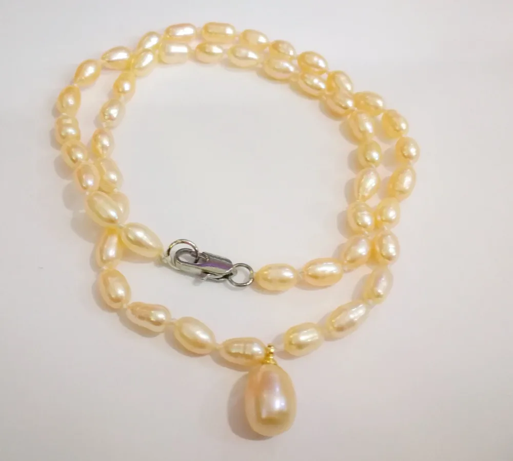Women Jewelry 3x5mm PINK pearl Oval pearl pendant 8mm Pendant necklace natural freshwater pearl gift
Women Jewelry 3x5mm PINK pearl Oval pearl pendant 8mm Pendant necklace natural freshwater pearl gift