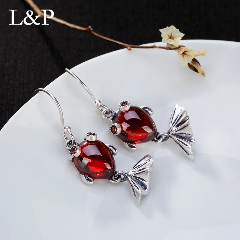 L&P Vintage Chalcedony Gemstone Drop Earrings For Lady Authentic 925 Sterling Silver Lovely Koi Earrings Fine Jewelry Wholesale
L&P Vintage Chalcedony Gemstone Drop Earrings For Lady Authentic 925 Sterling Silver Lovely Koi Earrings Fine Jewelry Wholesale