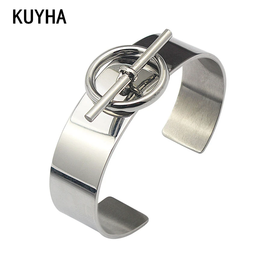 Women Round Circle Cuff Bangles Bracelets Lover Cuff Bracelet Engravable Laser Bangle Wedding Jewelry with Lock Charm
Women Round Circle Cuff Bangles Bracelets Lover Cuff Bracelet Engravable Laser Bangle Wedding Jewelry with Lock Charm