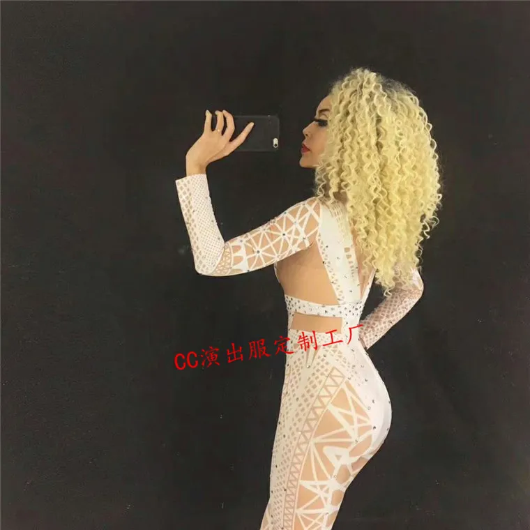 New Sexy Modern Female Song Host Dj White hand-inlaid Rhinestone Printed Coverall Pants Adult Stage Costume Party Celebration
New Sexy Modern Female Song Host Dj White hand-inlaid Rhinestone Printed Coverall Pants Adult Stage Costume Party Celebration