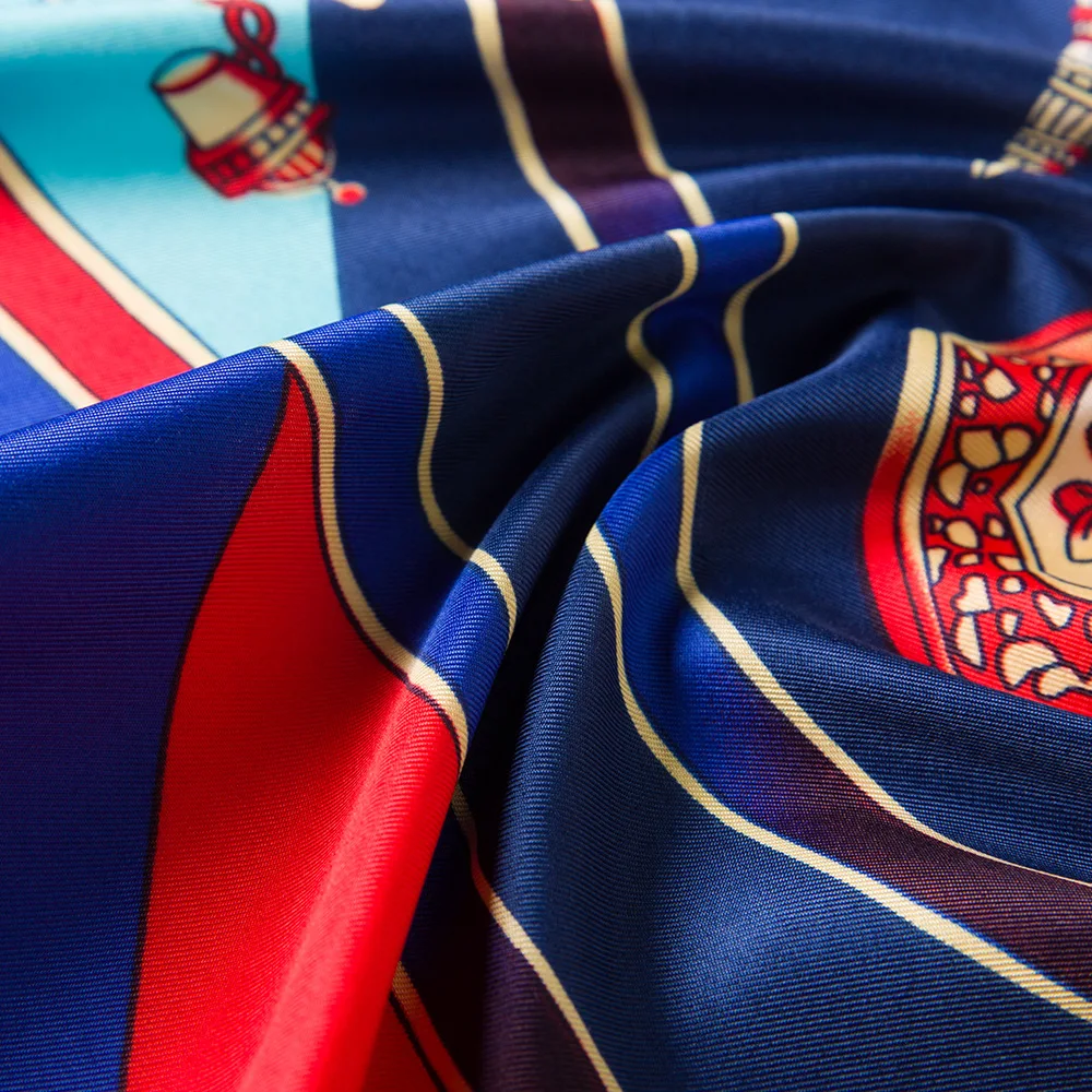 New Brand Woman Shawl Twill Silk Scarf Square Scarf Bottle Spell Color Printing Kerchief Bandana Woman Headband Hijab Scarves
New Brand Woman Shawl Twill Silk Scarf Square Scarf Bottle Spell Color Printing Kerchief Bandana Woman Headband Hijab Scarves