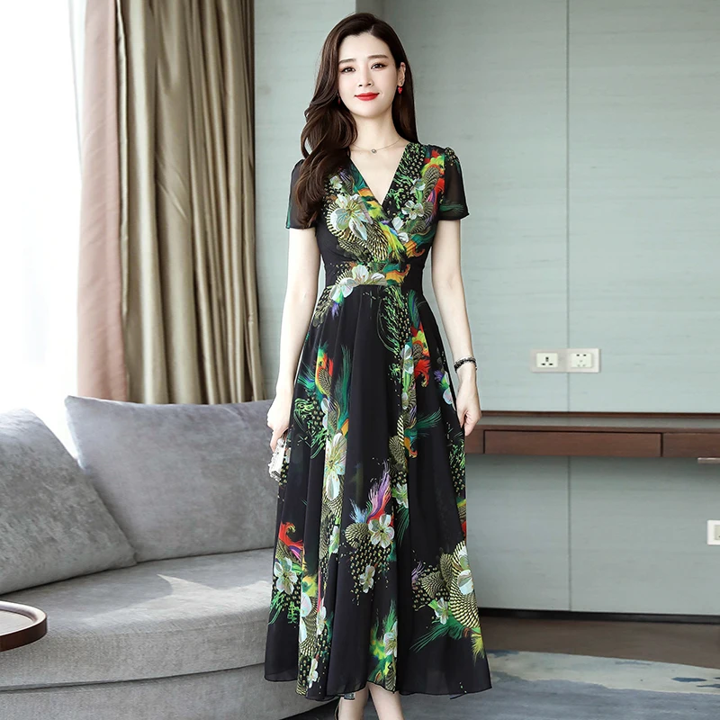 High Quality Bohemian Style 2019 Summer New Arrival V Collar Short Sleeve Flower Printed Woman Chiffon Long Dress
High Quality Bohemian Style 2019 Summer New Arrival V Collar Short Sleeve Flower Printed Woman Chiffon Long Dress