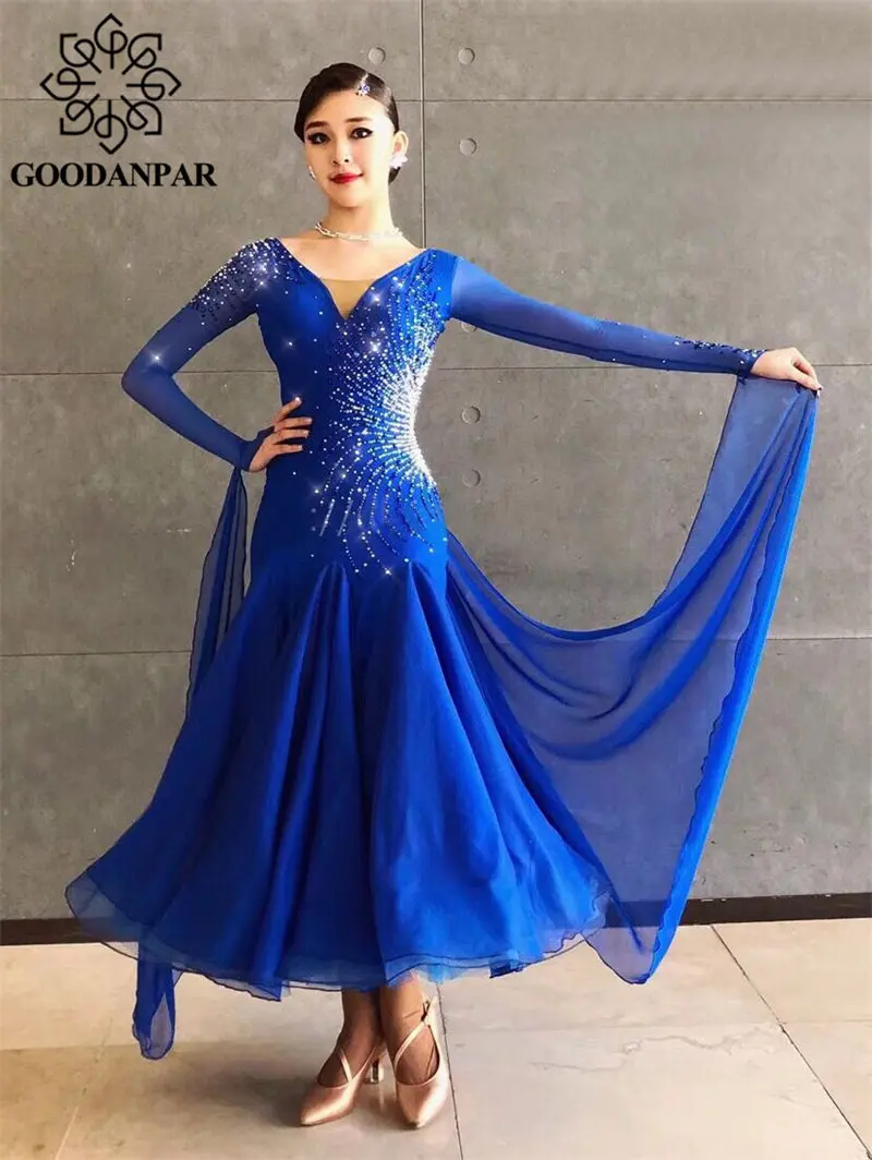 Новинка, стандартное платье GOODANPAR для бальных танцев из лайкры с открытой спиной, женское платье из органзы для соревнований, современная Женская Одежда для танцев на сцене
Новинка, стандартное платье GOODANPAR для бальных танцев из лайкры с открытой спиной, женское платье из органзы для соревнований, современная Женская Одежда для танцев на сцене