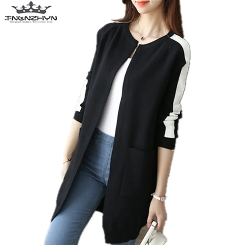 tnlnzhyn 2019 Spring Autumn Women Knit Cardigan Medium Long Sweater Loose Casual Women Costume Baseball Knitwear Cardigan Y527
tnlnzhyn 2019 Spring Autumn Women Knit Cardigan Medium Long Sweater Loose Casual Women Costume Baseball Knitwear Cardigan Y527