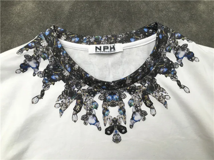 New High 2018 Punk Men Fashion T Shirts Vintage neckline Diamond T-Shirt Hip Hop Skateboard Street Cotton T-Shirts Tee Top #G44
New High 2018 Punk Men Fashion T Shirts Vintage neckline Diamond T-Shirt Hip Hop Skateboard Street Cotton T-Shirts Tee Top #G44