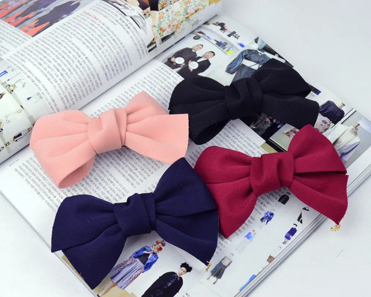 Korea Boutique Hair Clips Satin Knot Hairclip Girls Barrettes Grips Accessories for Women Scrunchy Hairpins Headdress
Korea Boutique Hair Clips Satin Knot Hairclip Girls Barrettes Grips Accessories for Women Scrunchy Hairpins Headdress