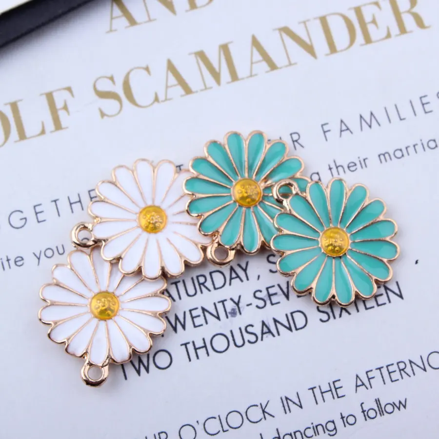 10pcs/pack Gold Color Tone Chrysanthemum Flower Shape Enamel Charms Pendant DIY Bracelets Accessories Necklace DIY Craft
10pcs/pack Gold Color Tone Chrysanthemum Flower Shape Enamel Charms Pendant DIY Bracelets Accessories Necklace DIY Craft