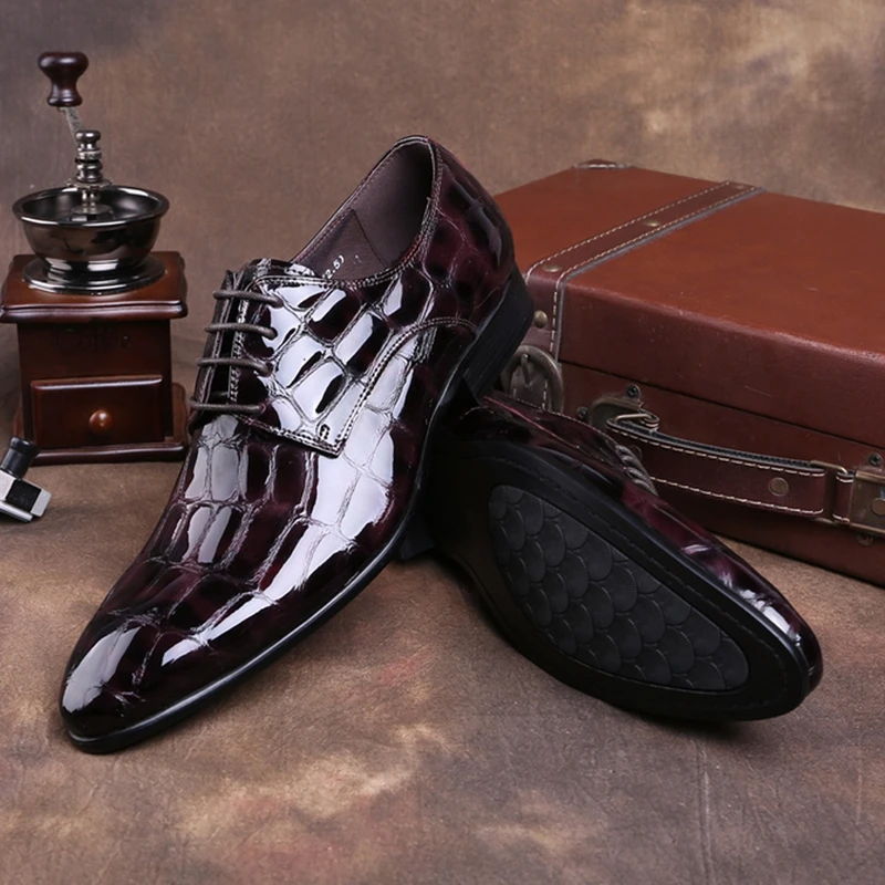 High Quality Man Derby Dress Shoes Patent Leather Wedding Oxfords Luxury Italian Designer Pointed Toe Men's Party Footwear JS106
High Quality Man Derby Dress Shoes Patent Leather Wedding Oxfords Luxury Italian Designer Pointed Toe Men's Party Footwear JS106