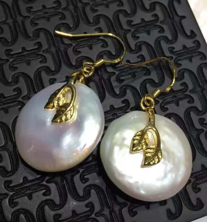 free shipping luxury Noble jewelry white coin 20mm Freshwater Pearl Earrings 925 Sterling Silver Hooks
free shipping luxury Noble jewelry white coin 20mm Freshwater Pearl Earrings 925 Sterling Silver Hooks