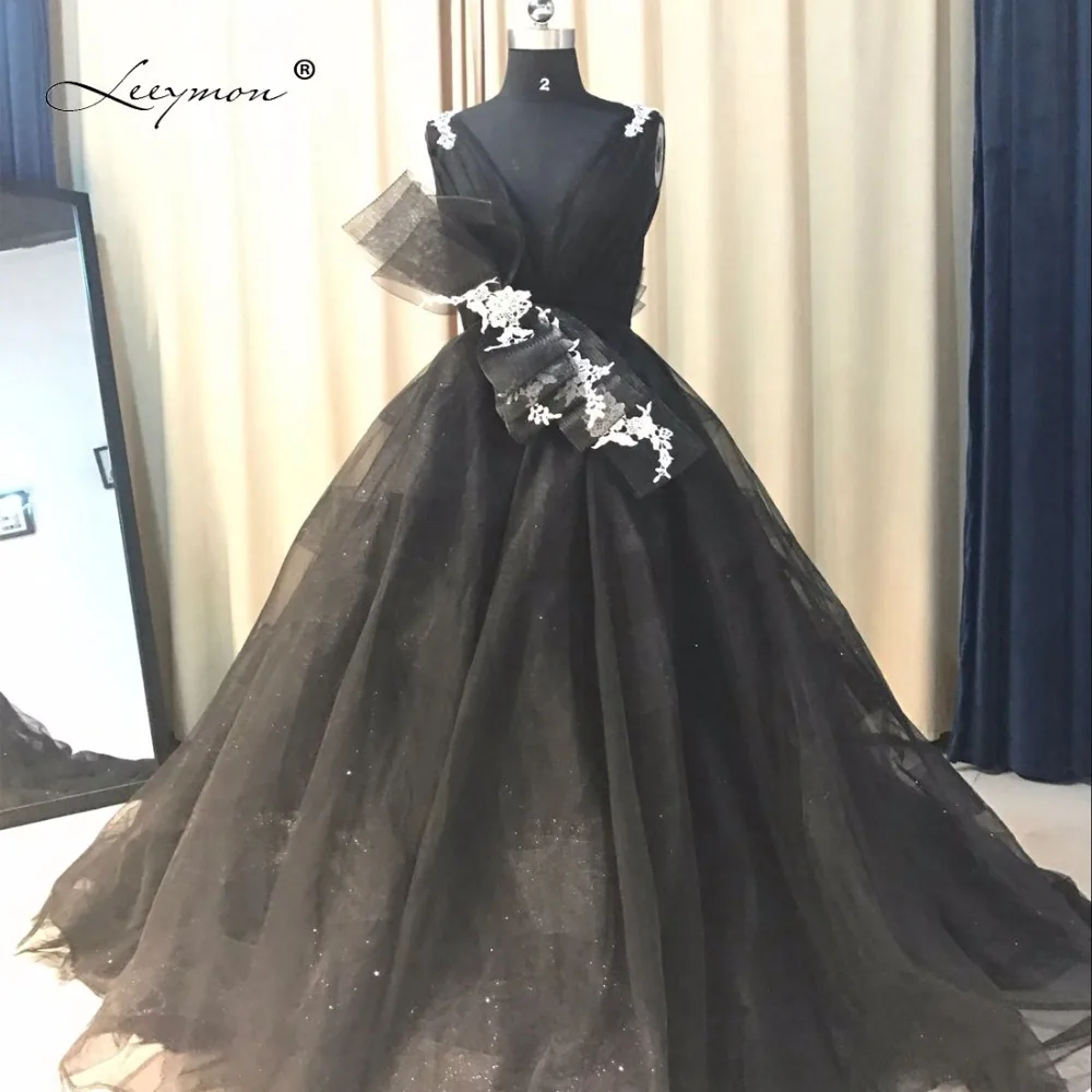 Leeymon Sexy New Fahion Black Backless Prom Dress V Neck Sexy Prom Gown Tulle Party Formal Dress QQ23
Leeymon Sexy New Fahion Black Backless Prom Dress V Neck Sexy Prom Gown Tulle Party Formal Dress QQ23