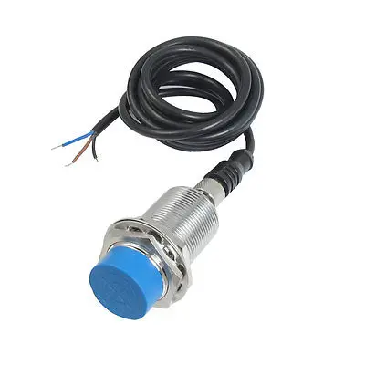LJ30A3-15-Z/AY-G 3-проводной DC 6-36В 200мА PNP NC 15 мм Индуктивный бесконтактный переключатель
LJ30A3-15-Z/AY-G 3-проводной DC 6-36В 200мА PNP NC 15 мм Индуктивный бесконтактный переключатель