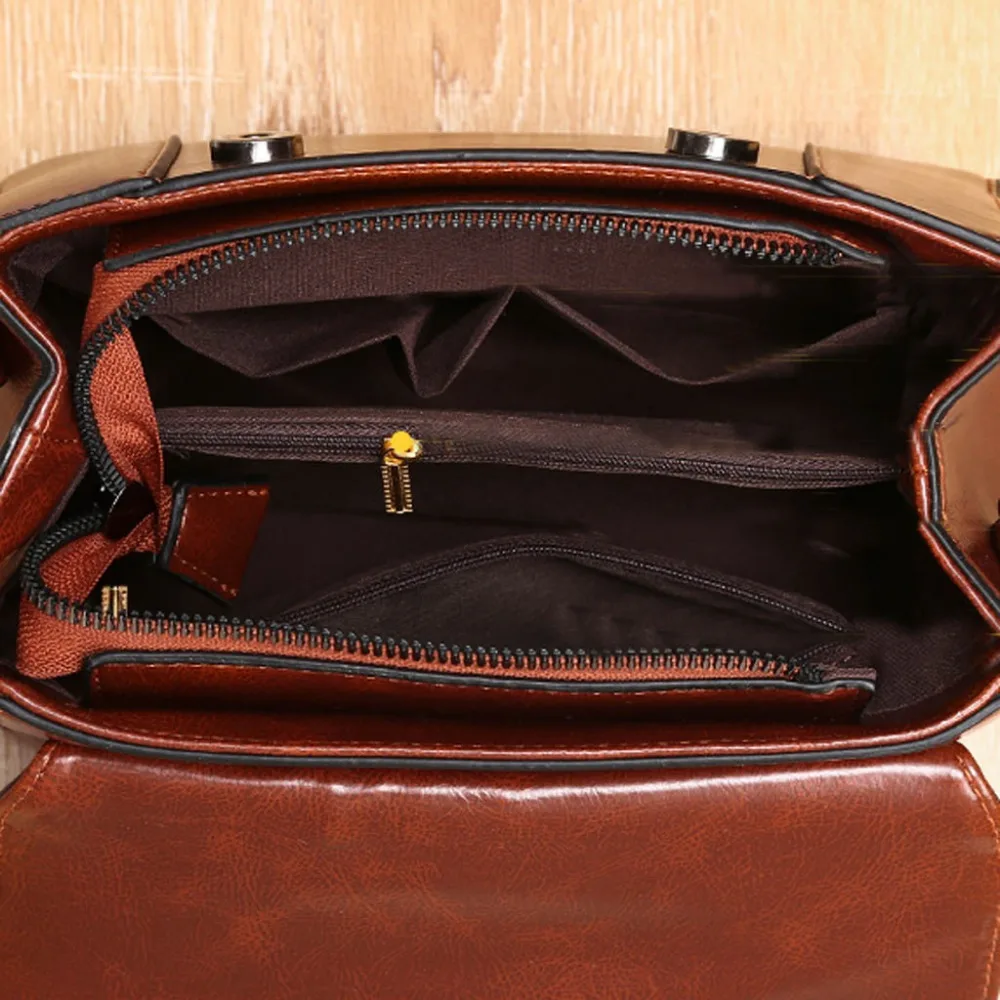 PU Leather Messenger Bags High Quality Luxury Handbags Shoulder Bag Simple Small Flap women bags 2019 New Cross Body Bag A1
PU Leather Messenger Bags High Quality Luxury Handbags Shoulder Bag Simple Small Flap women bags 2019 New Cross Body Bag A1