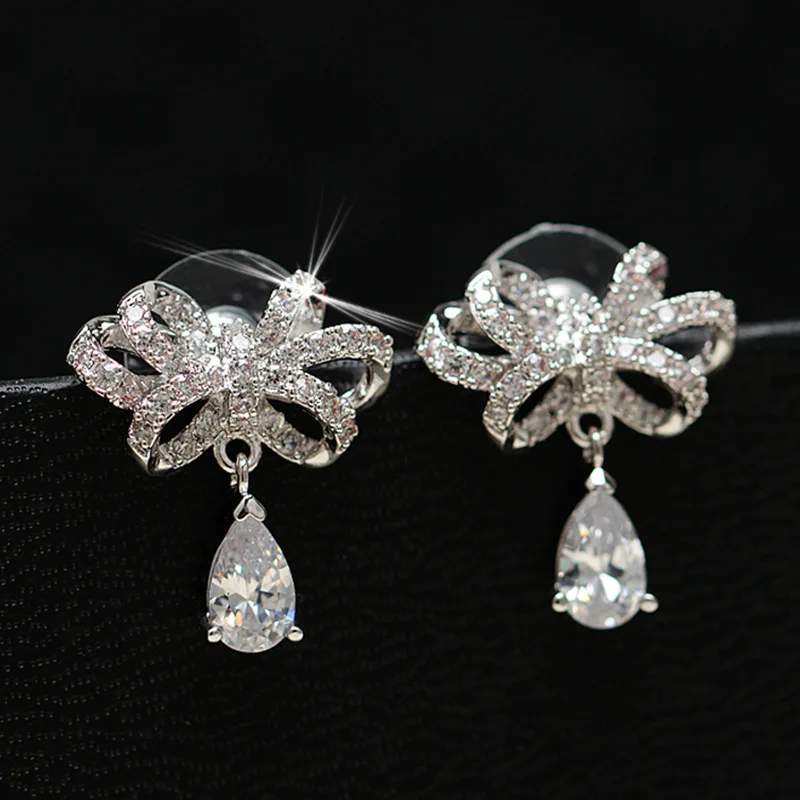 Valentine Lover Gift Classical Water Drop Wedding Stud Earrings Romantic Engagement 925 Sterling Silver Jewelry
Valentine Lover Gift Classical Water Drop Wedding Stud Earrings Romantic Engagement 925 Sterling Silver Jewelry