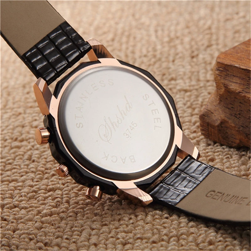 Fashion Retro Women's Watches Leather Strap Small Dial Luxury Ladies Wristwatch Simplicity Quartz Female Clock Bayan Kol Saati
Fashion Retro Women's Watches Leather Strap Small Dial Luxury Ladies Wristwatch Simplicity Quartz Female Clock Bayan Kol Saati