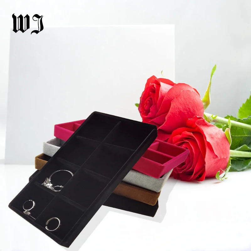 2019 Hot Sale Portable High Quality Velvet 8 Grids Tray Jewelry Display Tray Jewelry Display Case Diy Container Organizer Box
2019 Hot Sale Portable High Quality Velvet 8 Grids Tray Jewelry Display Tray Jewelry Display Case Diy Container Organizer Box