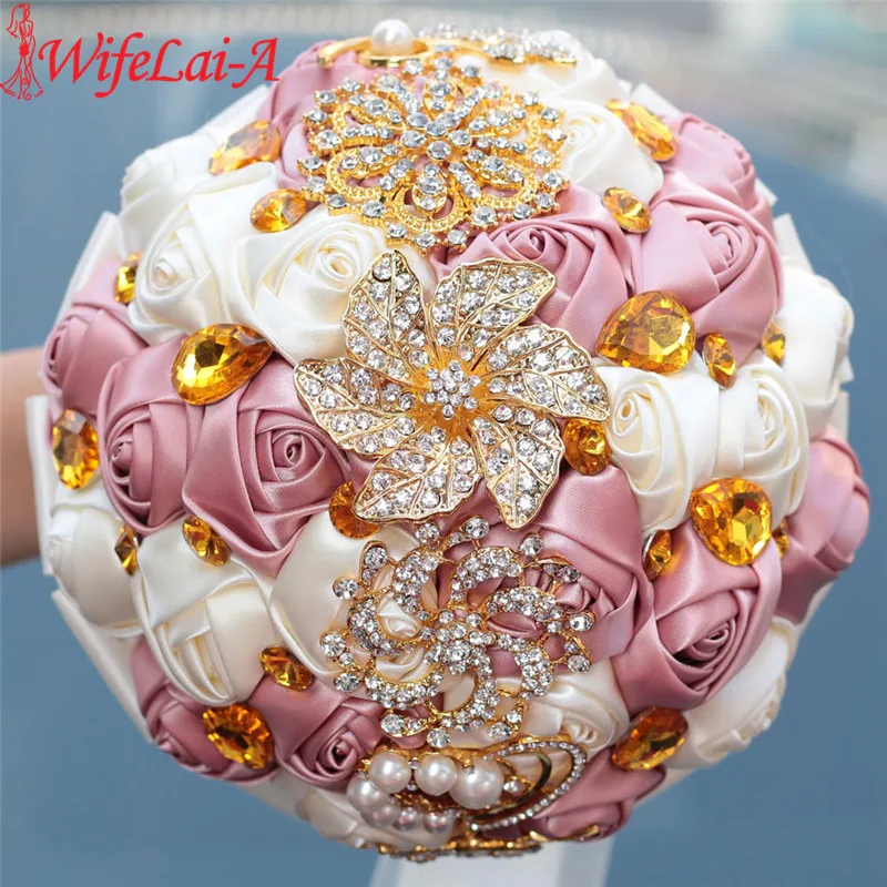 Custom Blue White Roses Gold Brooch Bridal Bouquets Stunning Crystal Wedding Bouquet Gold Jewelry Silk Bridesmaid Bouquets W227
Custom Blue White Roses Gold Brooch Bridal Bouquets Stunning Crystal Wedding Bouquet Gold Jewelry Silk Bridesmaid Bouquets W227