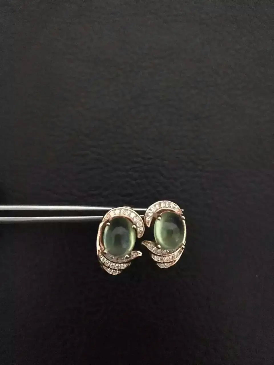 natural prehnite stone stud earrings S925 silver natural gemstone earrings round for girl women's party Earrings jewelry
natural prehnite stone stud earrings S925 silver natural gemstone earrings round for girl women's party Earrings jewelry