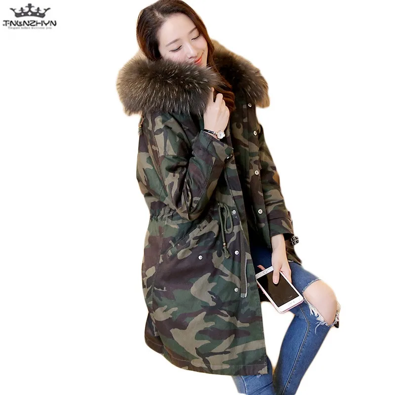 tnlnzhyn 2019 New Winter Women Coat Fashion Camouflage Large Fur Collar White Duck Down Jacket Thick Hooded Down Jacket Y854
tnlnzhyn 2019 New Winter Women Coat Fashion Camouflage Large Fur Collar White Duck Down Jacket Thick Hooded Down Jacket Y854