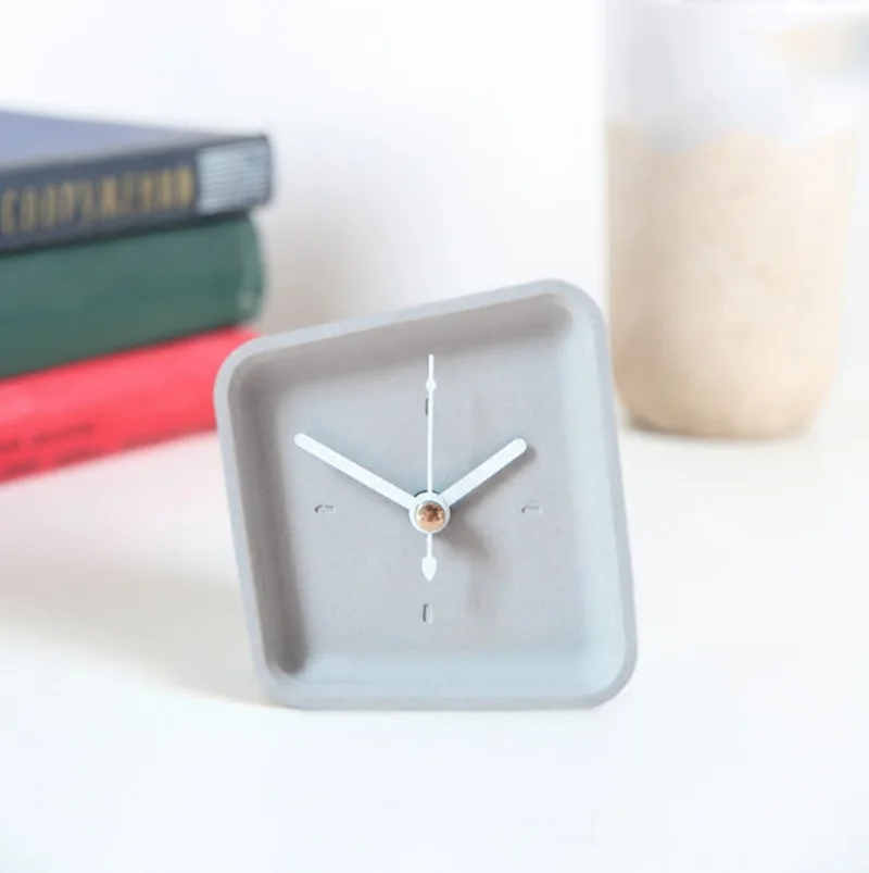 Concrete clock silicone mold cement bedroom bedside table clock set clock pendulum die
Concrete clock silicone mold cement bedroom bedside table clock set clock pendulum die