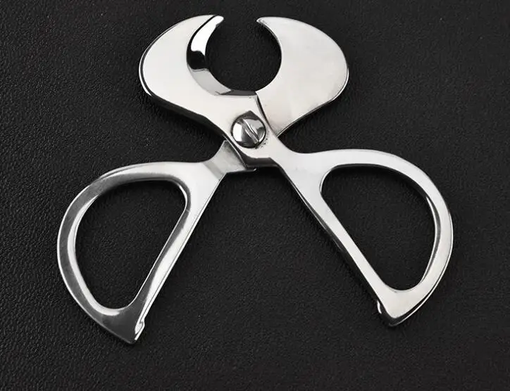 10pcs wholesales smoking Accessory Cigar Cutter shape Blades cutting tobacco Stainless Steel Cigar Scissors knife Metal Cutter
10pcs wholesales smoking Accessory Cigar Cutter shape Blades cutting tobacco Stainless Steel Cigar Scissors knife Metal Cutter