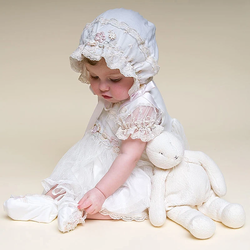 With Headband Baby Girl Dresses new white lace pattern and knee length summer style baby girls dress baby girl christening gowns
With Headband Baby Girl Dresses new white lace pattern and knee length summer style baby girls dress baby girl christening gowns