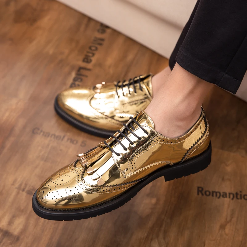Hot Sale Brogue Shoes Men Patent Leather Dress Shoes Zapatos De Hombre Fashion Tassel Lace-Up Business Men Shoes Big Size 38-48
Hot Sale Brogue Shoes Men Patent Leather Dress Shoes Zapatos De Hombre Fashion Tassel Lace-Up Business Men Shoes Big Size 38-48
