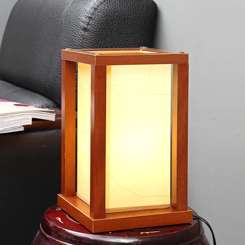 High - quality Chinese - style creative wooden table lamp bedside bedroom lights living room study decorative lights
High - quality Chinese - style creative wooden table lamp bedside bedroom lights living room study decorative lights