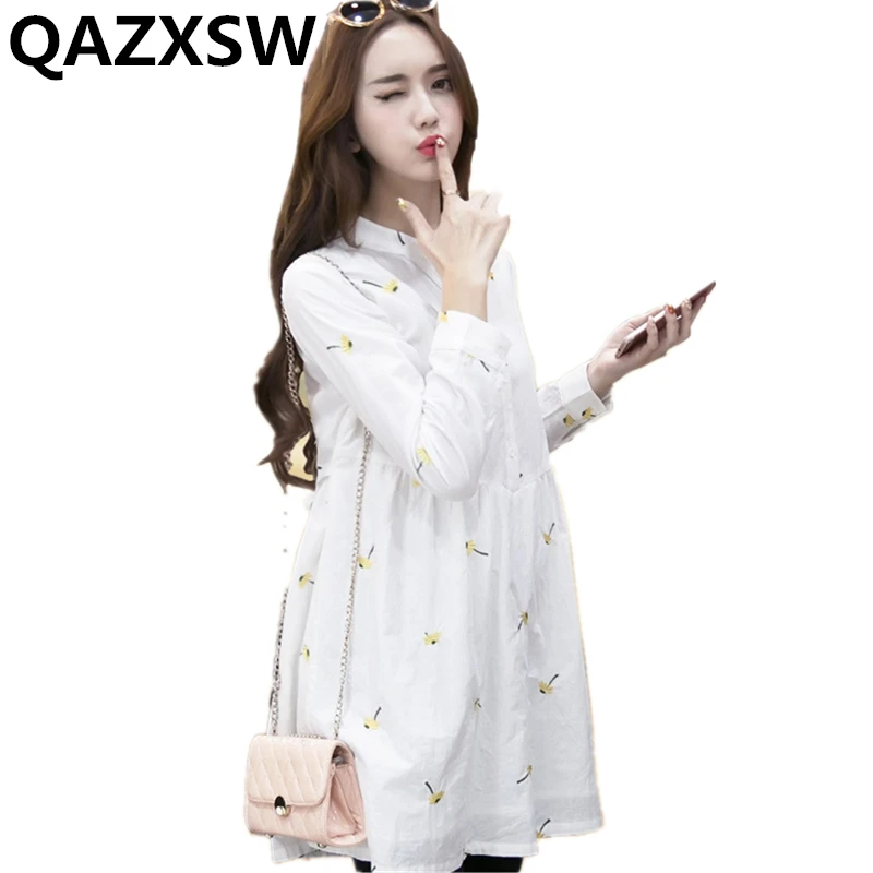 2019 New Spring Dress Autumn Cotton High Waist Long Sleeve Fashion Casual Large Size Loose Daisy Embroidered Women Dress ZW028
2019 New Spring Dress Autumn Cotton High Waist Long Sleeve Fashion Casual Large Size Loose Daisy Embroidered Women Dress ZW028