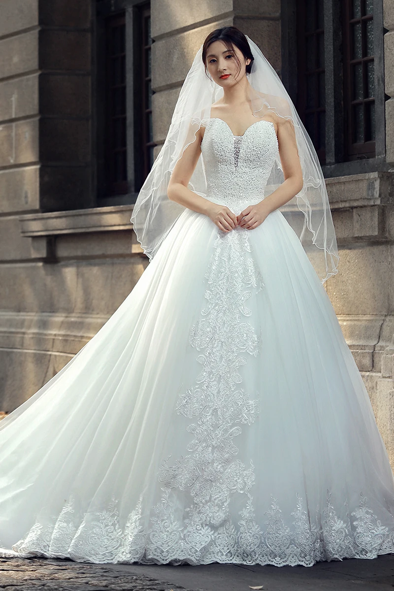 Vintage Lace Wedding Dresses 2018 Strand Jurkjes Ball Gown Sheer Long Sleeve Bridal Gowns Shop Online Robe De Mariee Custom Made
Vintage Lace Wedding Dresses 2018 Strand Jurkjes Ball Gown Sheer Long Sleeve Bridal Gowns Shop Online Robe De Mariee Custom Made