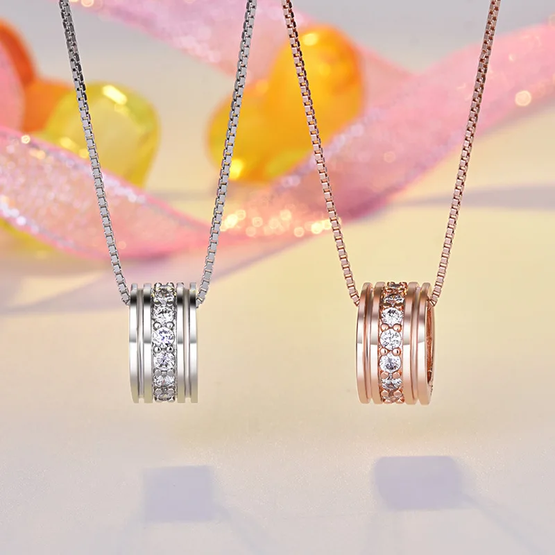 Zircon Crystal Rose Gold Pendant Necklace Round Circle Shape Pendant Female Clavicle Chain for Women Geometric Necklace
Zircon Crystal Rose Gold Pendant Necklace Round Circle Shape Pendant Female Clavicle Chain for Women Geometric Necklace