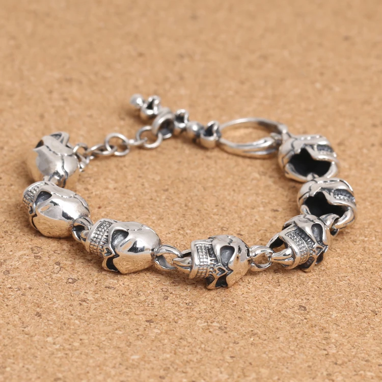 Handcrafted Thailand 925 Silver Skeleton Bracelet Vintage Sterling Silver Skull Head Bracelet Pure Silver Man Bracelet
Handcrafted Thailand 925 Silver Skeleton Bracelet Vintage Sterling Silver Skull Head Bracelet Pure Silver Man Bracelet