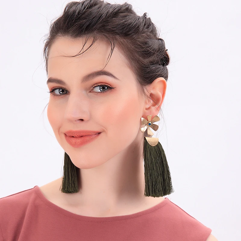 wing yuk tak Long Green Tassel Drop Earrings For Women Vintage Alloy Flower Earrings Fashion Jewelry Gift
wing yuk tak Long Green Tassel Drop Earrings For Women Vintage Alloy Flower Earrings Fashion Jewelry Gift