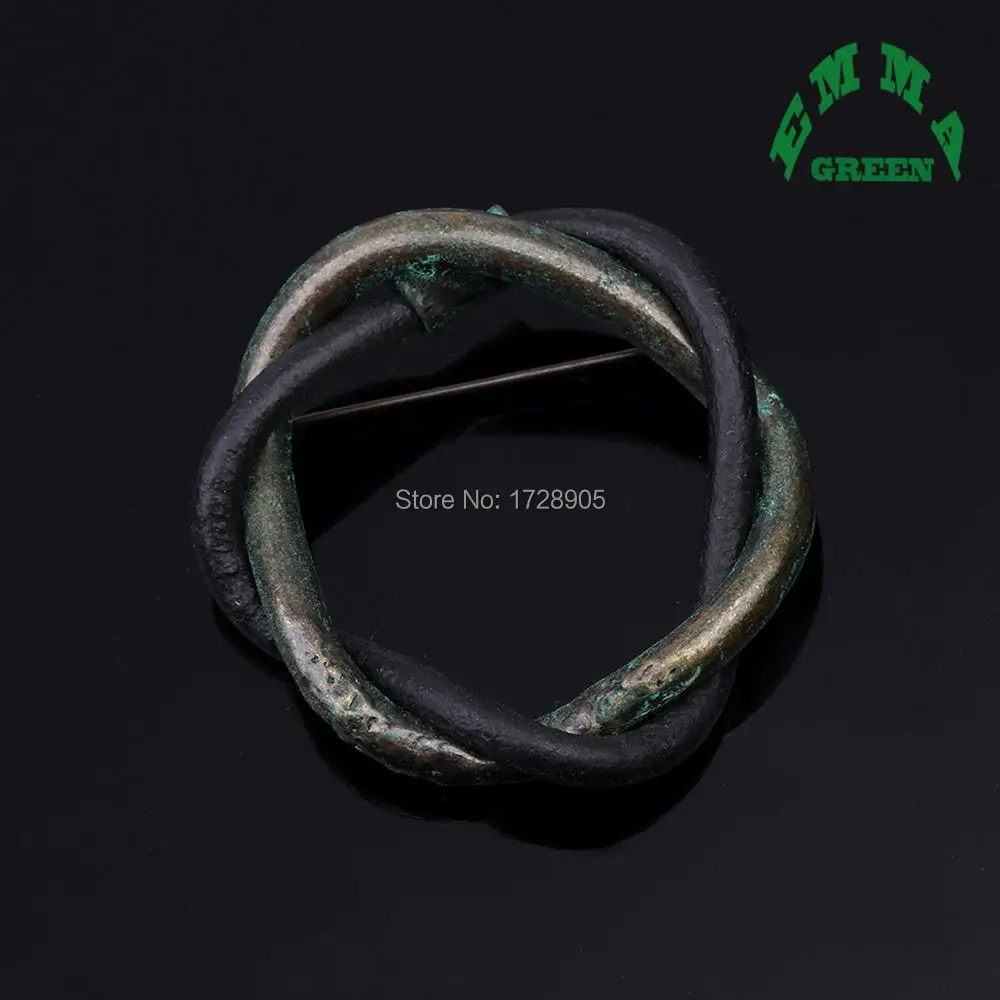 Twisted Thread Retro Metal Vintage Brooch Large 60x60mm Jewelry Brooches Women's Wedding Accessories Corsage
Twisted Thread Retro Metal Vintage Brooch Large 60x60mm Jewelry Brooches Women's Wedding Accessories Corsage