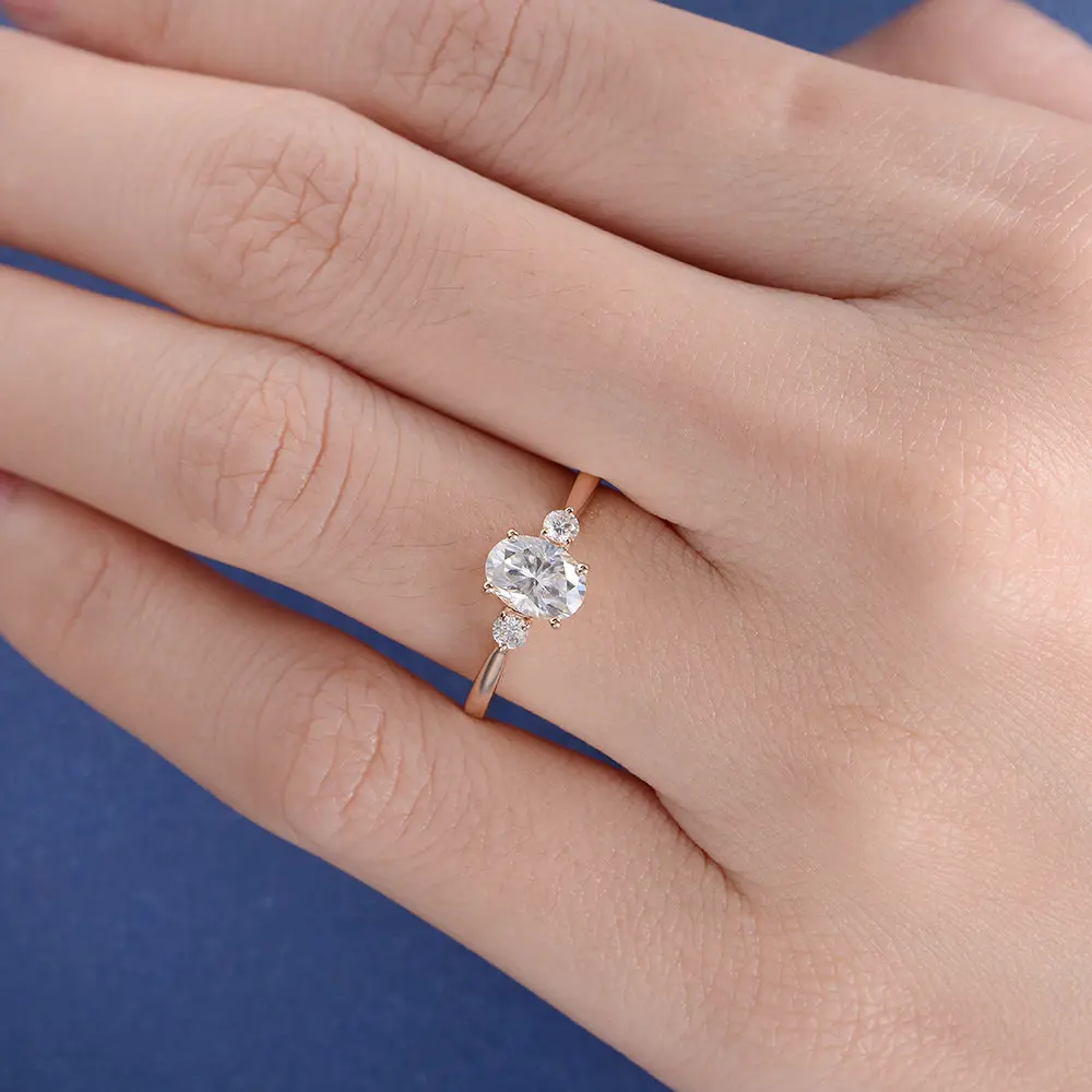 5x7mm Moissanite Engagement Ring Oval Cut Au750 18K Yellow 1ct Moissanite Ring Anniversary Gift For Women
5x7mm Moissanite Engagement Ring Oval Cut Au750 18K Yellow 1ct Moissanite Ring Anniversary Gift For Women