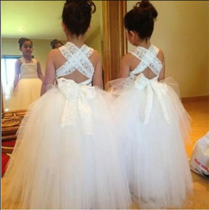 Simple Flower Girl Dress Criss-Cross Back Puffy Tulle Pageant Gowns Custom Made First Communion Dress
Simple Flower Girl Dress Criss-Cross Back Puffy Tulle Pageant Gowns Custom Made First Communion Dress