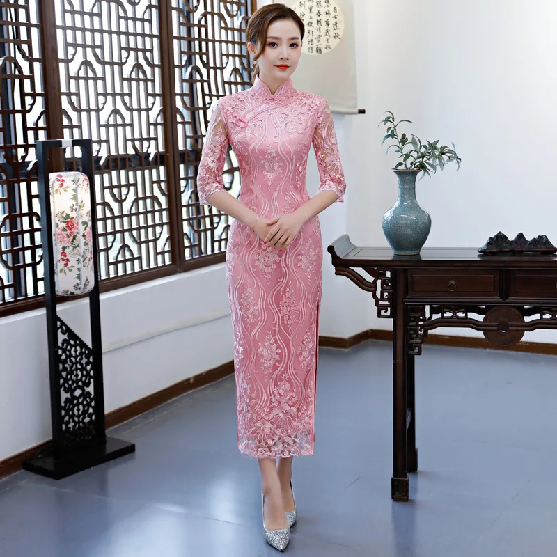 Pink Retro Embroidery Cheongsam Vintage Chinese Style Womens Long Qipao Sexy Slim Party Evening Dress Summer Vestido Size S-XXXL
Pink Retro Embroidery Cheongsam Vintage Chinese Style Womens Long Qipao Sexy Slim Party Evening Dress Summer Vestido Size S-XXXL