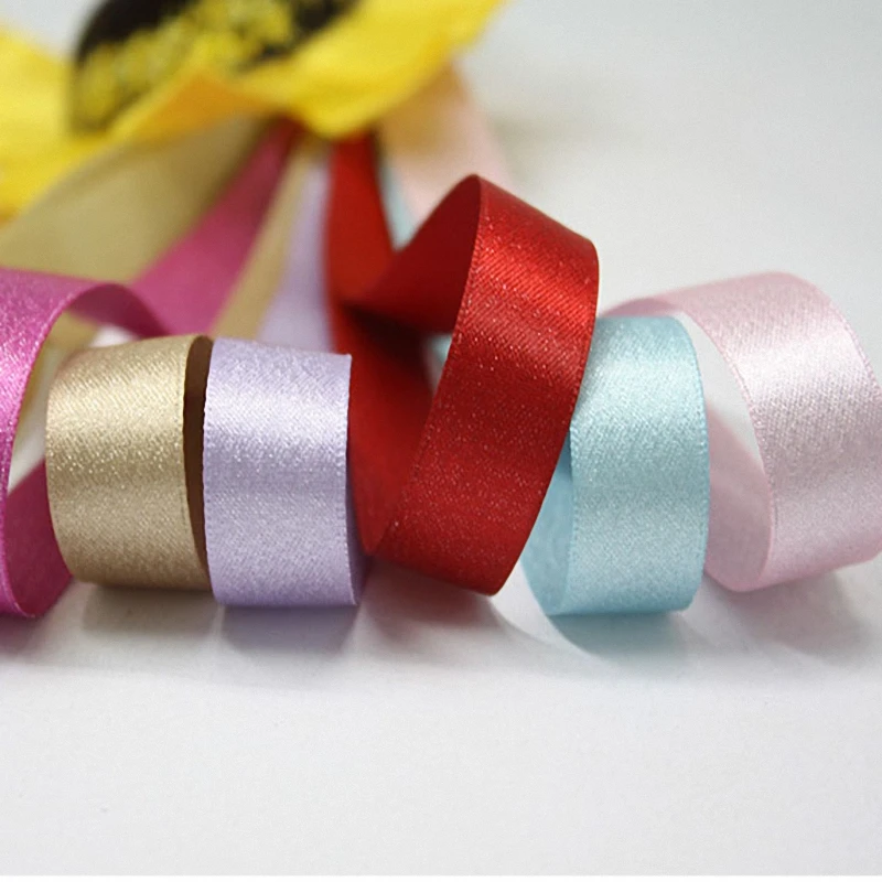 1-1/2 " Double face satin ribbons silver glitter satin ribbon 38mm 20 yards wedding decoration gift wrapping DIY bow webbing
1-1/2 " Double face satin ribbons silver glitter satin ribbon 38mm 20 yards wedding decoration gift wrapping DIY bow webbing