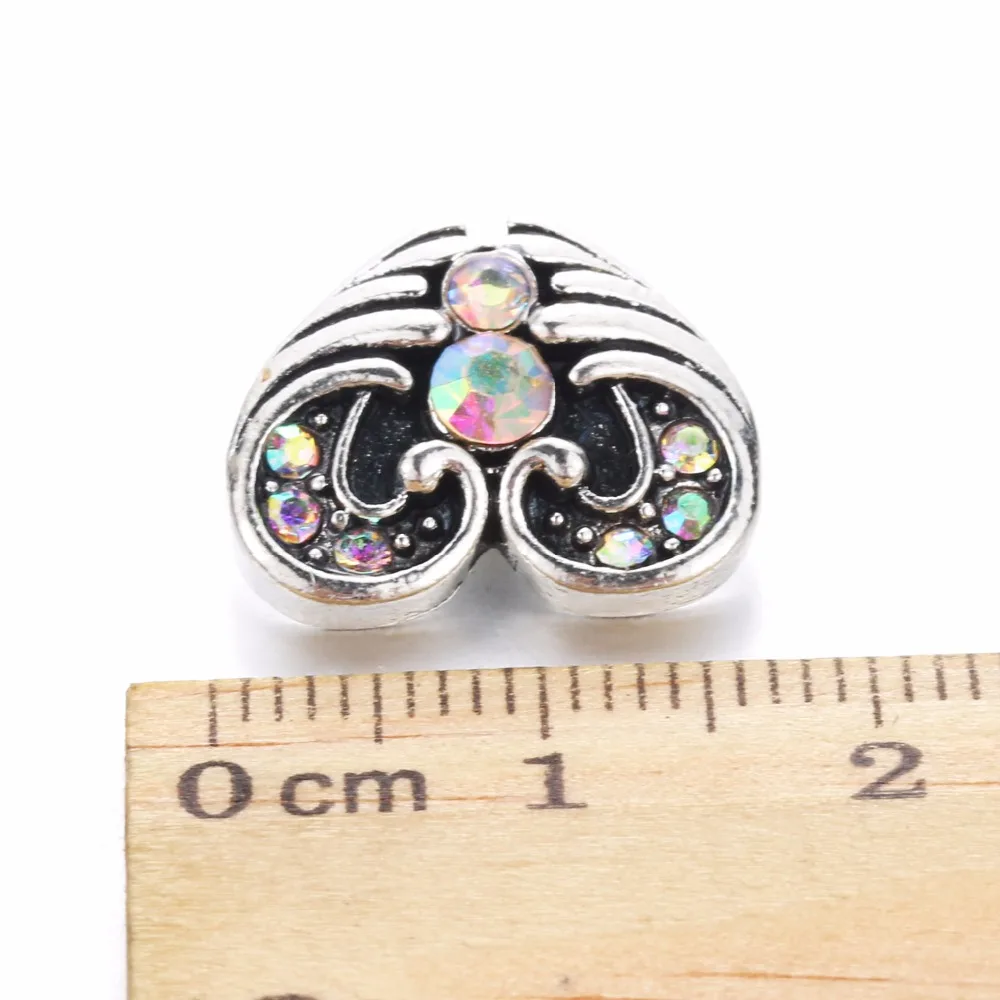 Creative 10pcs/lot Bee heart Snap Jewelry 12mm Snap Buttons With Rhinestone Charm Button Fit Snap Bracelets Bangles for women
Creative 10pcs/lot Bee heart Snap Jewelry 12mm Snap Buttons With Rhinestone Charm Button Fit Snap Bracelets Bangles for women
