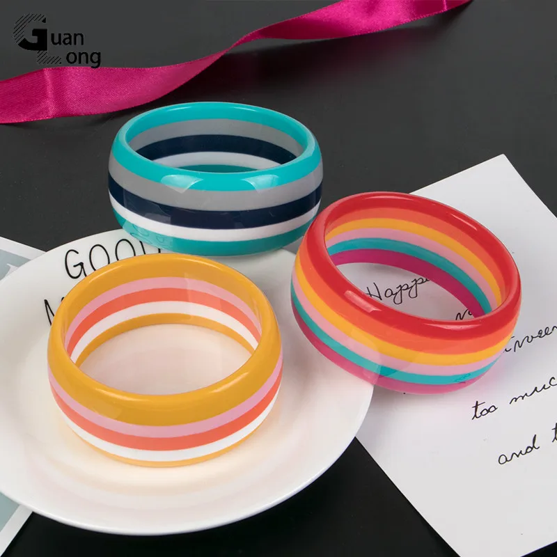 GuanLong Vintage Resin Cuff Charms Stripe Women Bracelet Bangles Fashion Jewelry Acrylic Wide Geometric Big Bangle For Girls
GuanLong Vintage Resin Cuff Charms Stripe Women Bracelet Bangles Fashion Jewelry Acrylic Wide Geometric Big Bangle For Girls