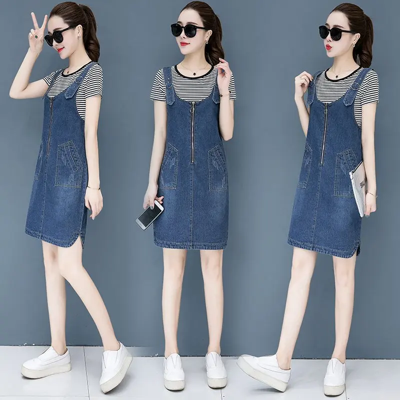 New Summer Style Women Dresses Plus Size Casual Loose Slim Striped T-Shirt + Solid Vest Jeans Dress For Women Denim Two Piece
New Summer Style Women Dresses Plus Size Casual Loose Slim Striped T-Shirt + Solid Vest Jeans Dress For Women Denim Two Piece