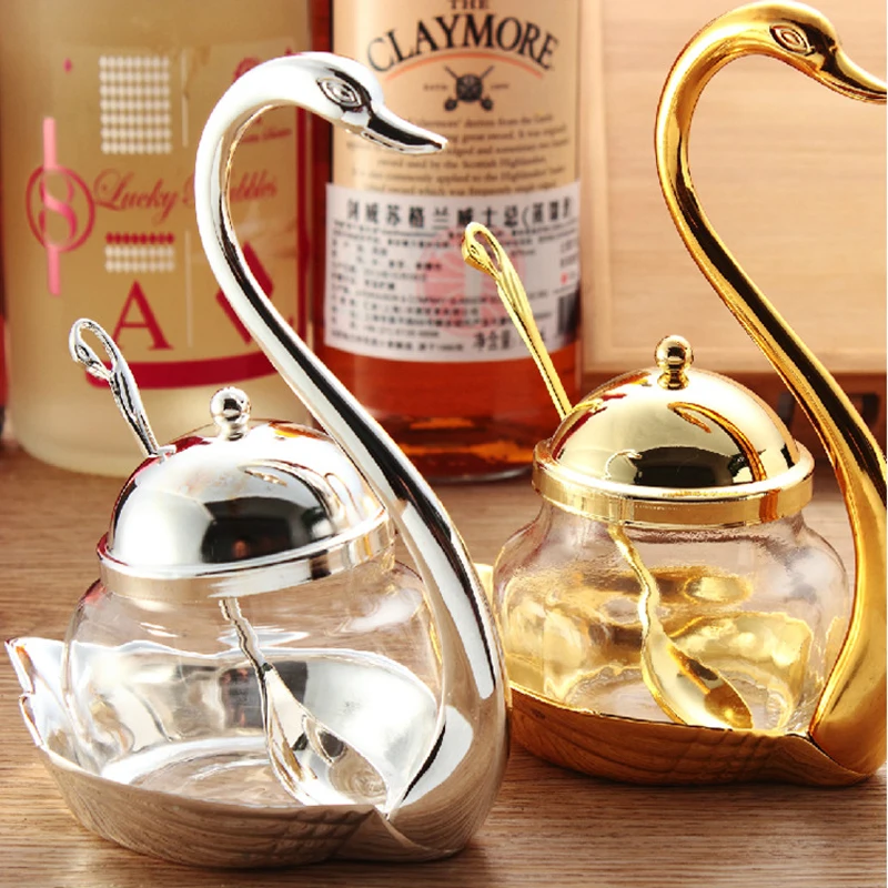 1 PCS Swan Spice Jars Storage Sugar-bowl With Spoon Dish Kitchen Seasoning Can Home Decoration Salt Container Christmas New Year
1 PCS Swan Spice Jars Storage Sugar-bowl With Spoon Dish Kitchen Seasoning Can Home Decoration Salt Container Christmas New Year
