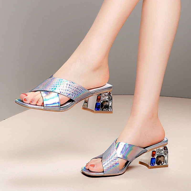 WETKISS Emboss Cow Leather Slippers Woman 2019 New Slides Shoes Fashion Crystal Heels High Shoes Female Mules Shoes Women Summer
WETKISS Emboss Cow Leather Slippers Woman 2019 New Slides Shoes Fashion Crystal Heels High Shoes Female Mules Shoes Women Summer