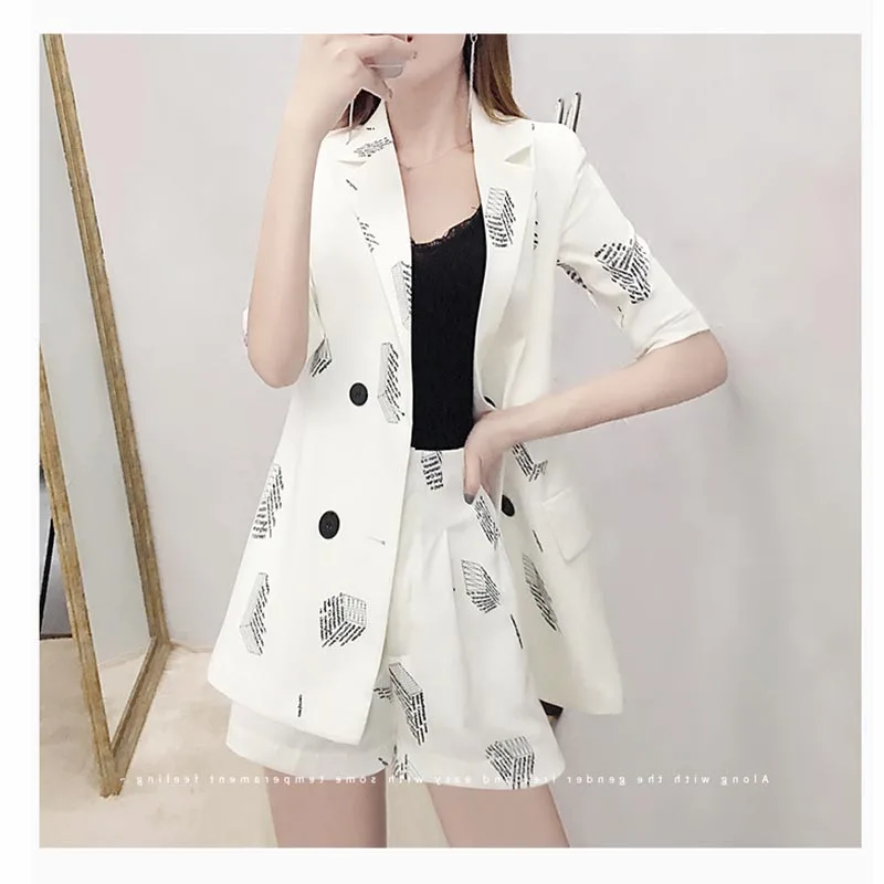 2019Summer Blazer And Pants Suit Set Female Coat V Neck Sexy Chic Suit Women Office Set 2 Pieces Outfits Female Shorts sui
2019Summer Blazer And Pants Suit Set Female Coat V Neck Sexy Chic Suit Women Office Set 2 Pieces Outfits Female Shorts sui