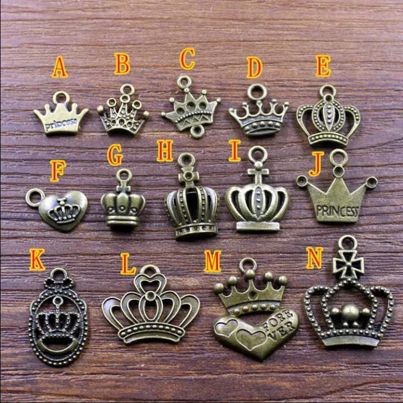 13 штук различных стилей Корона Подвески сплав кулон подходит для DIY ожерелья браслеты
13 штук различных стилей Корона Подвески сплав кулон подходит для DIY ожерелья браслеты
