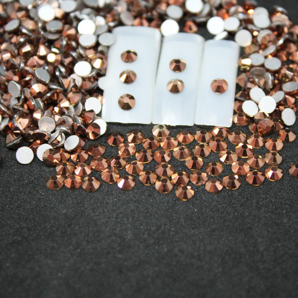 SS16-SS30 Rose gold Rhinestones Back Flat Round Nail Art Decorations And Stones Non Hotfix Rhinestones Crystals for DIY Glass
SS16-SS30 Rose gold Rhinestones Back Flat Round Nail Art Decorations And Stones Non Hotfix Rhinestones Crystals for DIY Glass
