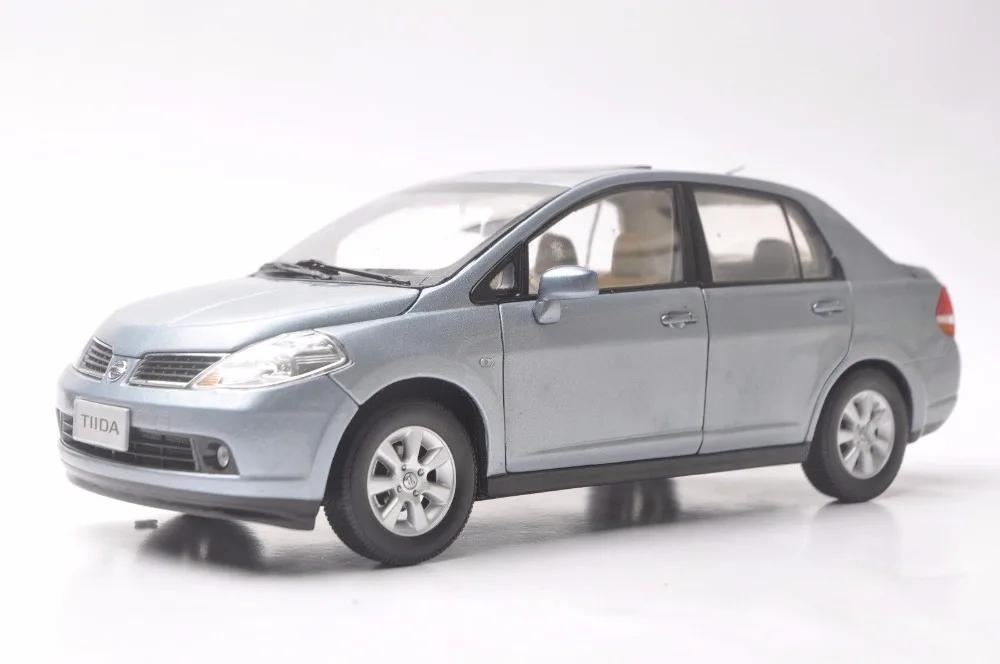 Литой автомобиль для Nissan Tiida Versa 2008 седан, редкий игрушечный автомобиль из сплава, миниатюрная Коллекционная модель, подарок Pulsar, 1:18
Литой автомобиль для Nissan Tiida Versa 2008 седан, редкий игрушечный автомобиль из сплава, миниатюрная Коллекционная модель, подарок Pulsar, 1:18
