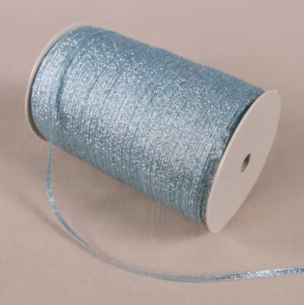 1pcs 870Yards 3mm Width Glitter Ribbon Gift Packing Belt Wedding Party Christmas Embellishment Ribbon Sewing Accessories
1pcs 870Yards 3mm Width Glitter Ribbon Gift Packing Belt Wedding Party Christmas Embellishment Ribbon Sewing Accessories