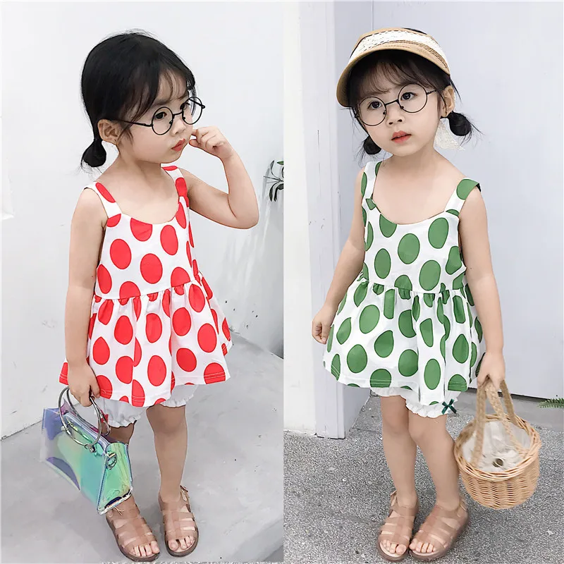 New fashion polka dotsvest girl outfits 2 colors boutique children summer clothing
New fashion polka dotsvest girl outfits 2 colors boutique children summer clothing