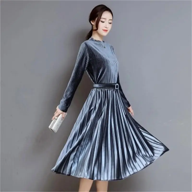 Gold velvet pleated dress female 2018 in the long section of two sets of large size suit women Two ways to dress
Gold velvet pleated dress female 2018 in the long section of two sets of large size suit women Two ways to dress
